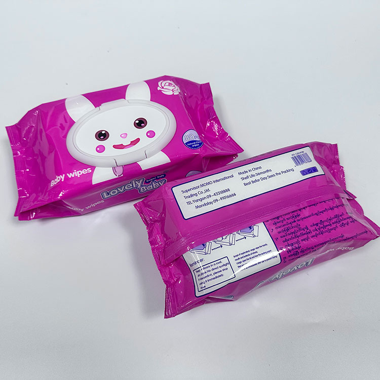 دستمال مرطوب